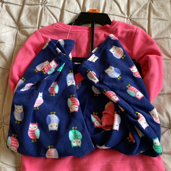 Girls Carters fleece pajama set - Picture 2 of 4